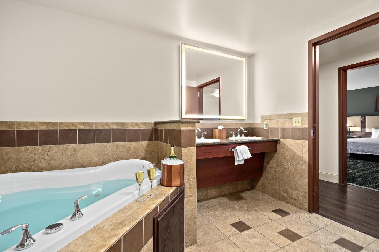 Lucky Eagle Casino & Hotel Rochester Екстериор снимка